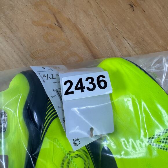 Mens 6.5 / W7.5 - Adidas Copa Pure 3 Elite FG Soccer Cleats Laceless Lucid Lemon - Picture 9 of 9